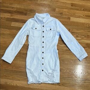 Fashion Nova Long Sleeve Button-Up Distressed Stretch Denim Dress white medium